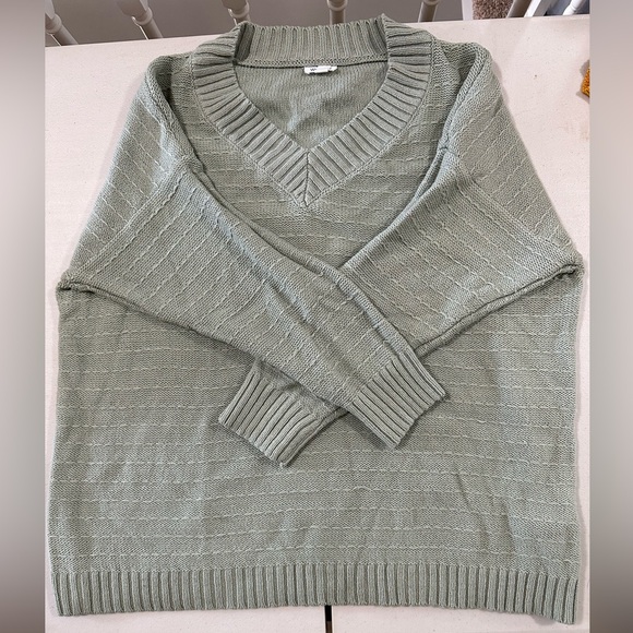 Westport Womens Plus Size Sage Green Colored V-Neck Sweater Size 3XL - Picture 1 of 5